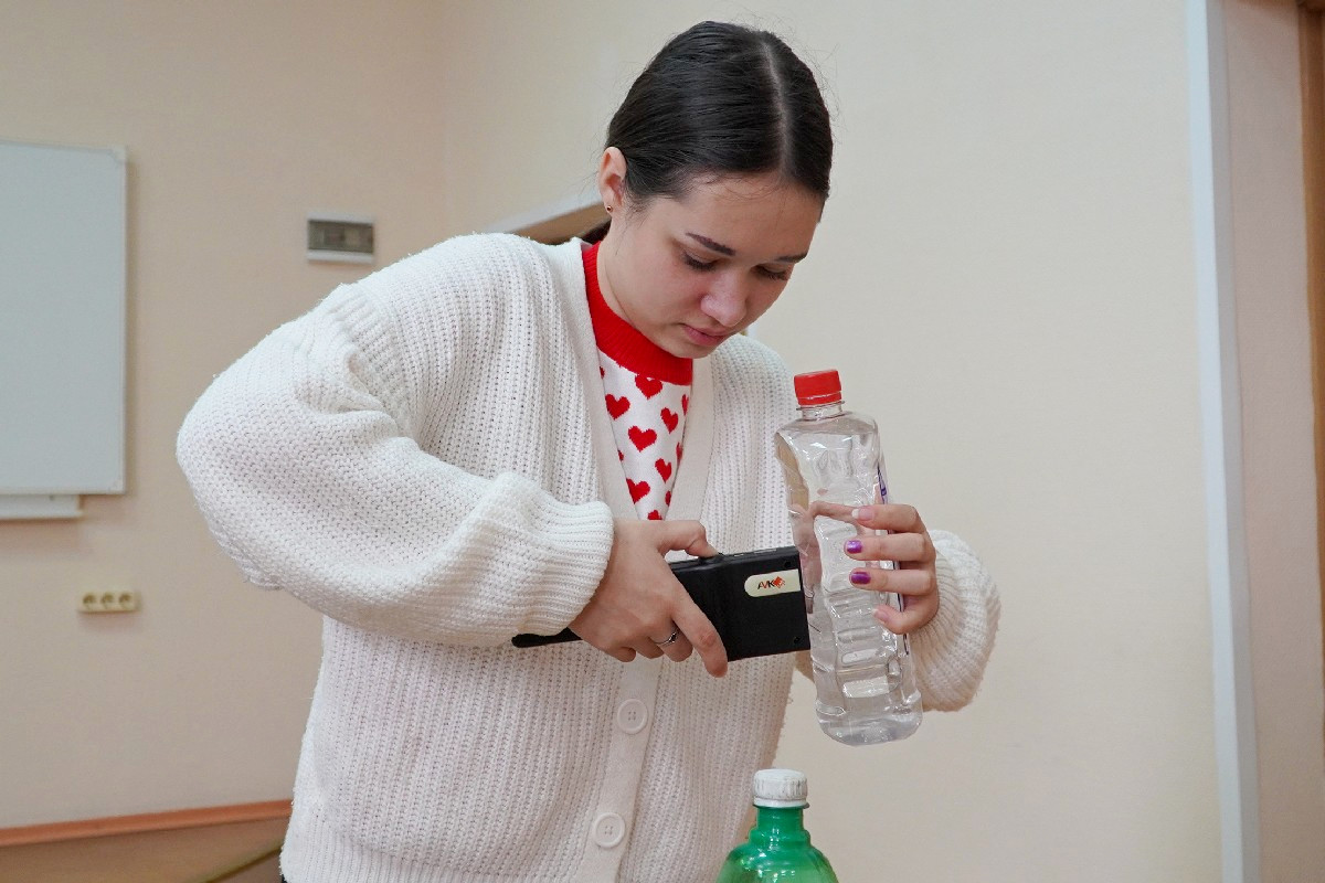 Школьники Тольятти примерили на себя роль студентов Университета сервиса